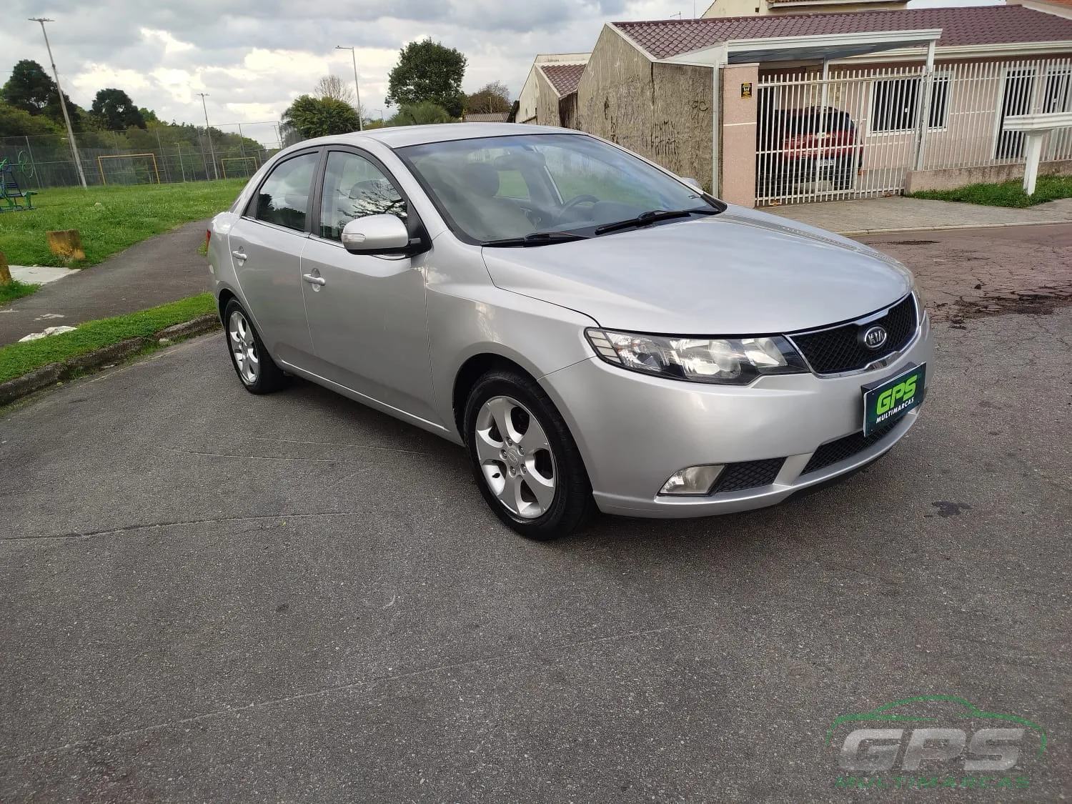 KIA CERATO EX2 1.6L 2010