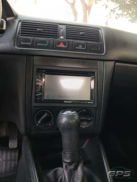 Volkswagen Golf 1.6 Mi — foto 11