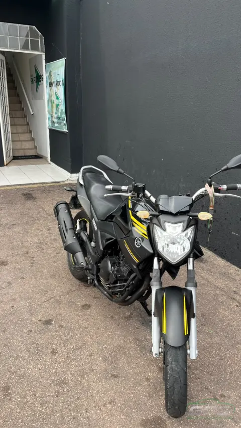 Yamaha Fazer 2014