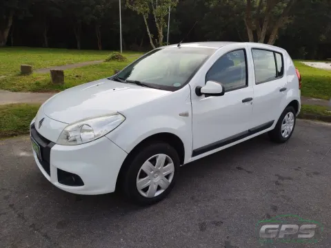 Renault Sandero 1.6 — foto 8