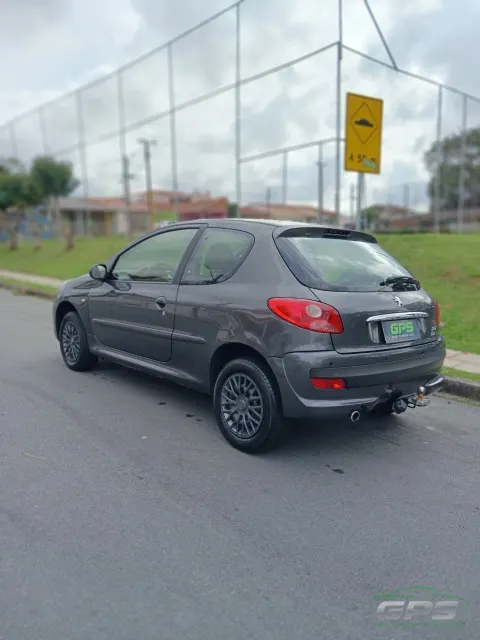 Peugeot 207 HB XR — foto 9
