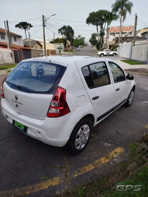 Renault Sandero 1.6 — foto 6