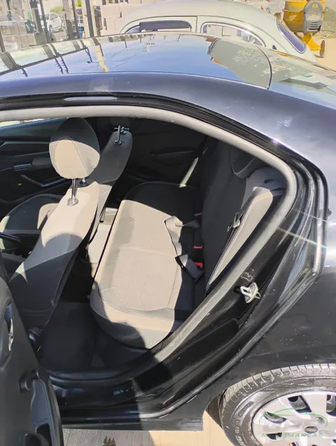 Chevrolet Prisma 1.0 — foto 12
