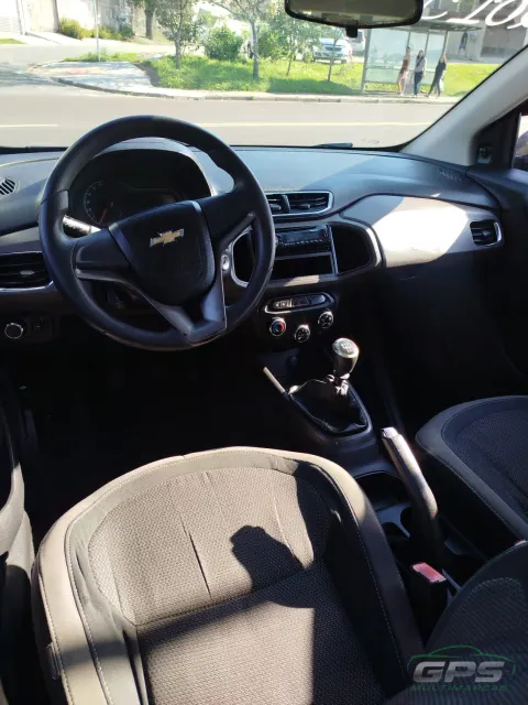 Chevrolet Prisma 1.0 — foto 7